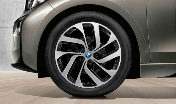 BMW комплект зимни гуми с джанти i3/ l01