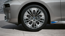BMW комплект зимни гуми с джанти Серия 7/ G70